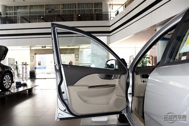 2015款 1.5L 手动经典型