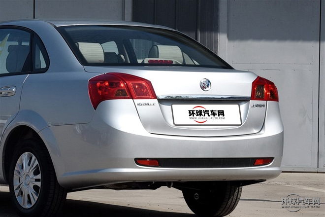 2015款 1.5L 自动经典型
