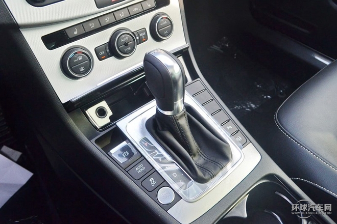 2015款 改款 2.0TSI 旗舰型