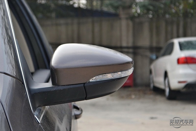 2015款 改款 2.0TSI 旗舰型
