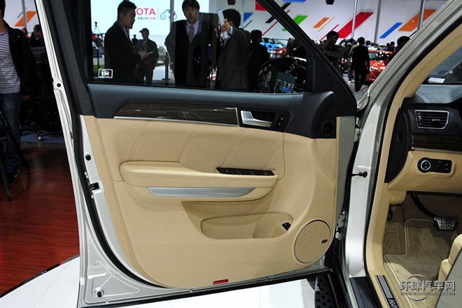 2015款 2.0T 四驱豪华型