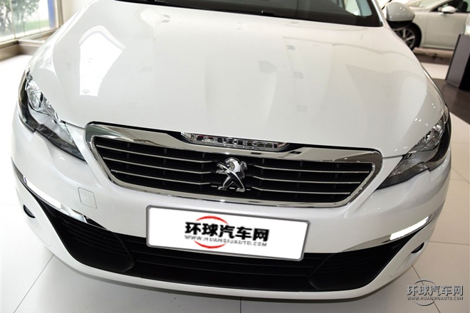 2015款 1.2T 自动劲驰版