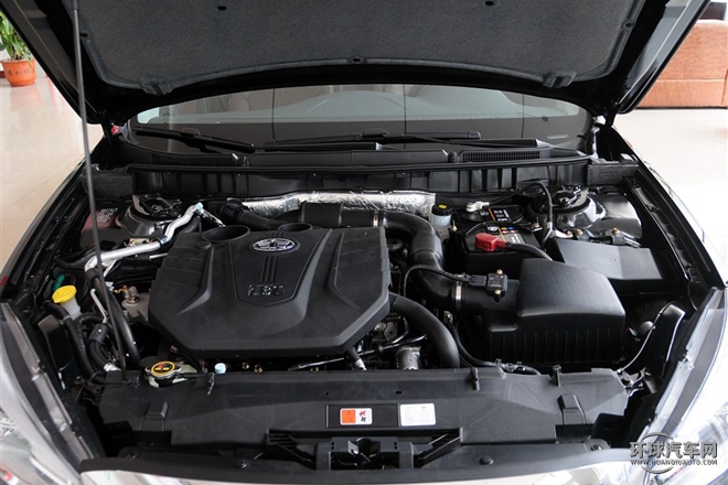2015款 1.8T 自动豪华型
