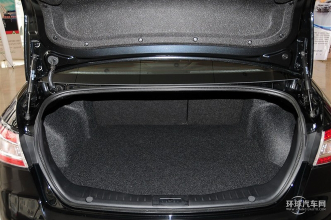 2015款 1.8T 自动豪华型