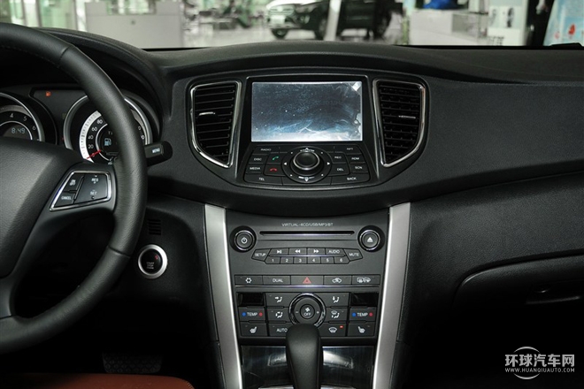 2015款 1.8T 自动豪华型
