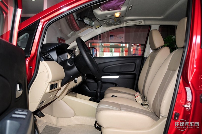 2015款 1.6L 手动北斗导航版