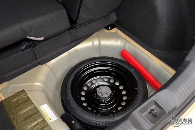 2015款 1.6L 手动北斗导航版