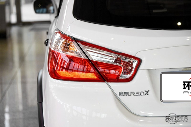 2015款 1.6L 手动豪华版
