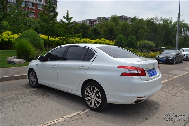 2015款 1.2T 自动豪华版