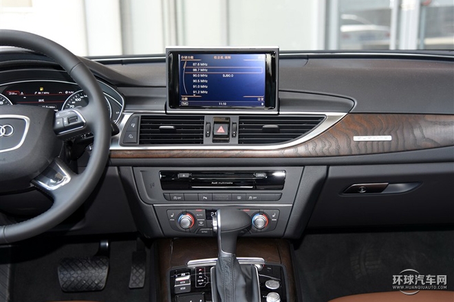 2015款 35 FSI quattro 舒适型