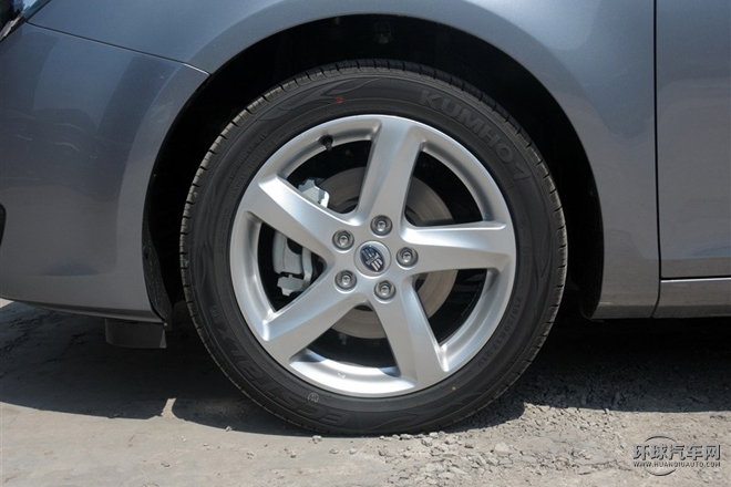 2015款 1.8T 自动舒适型