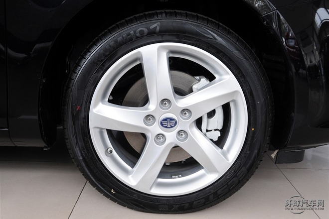 2015款 1.8T 自动尊贵型