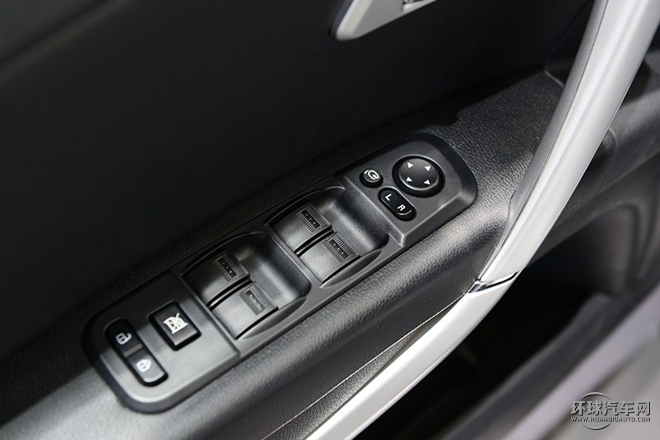 2015款 1.8T 自动旗舰型
