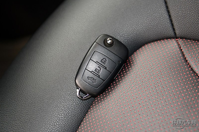 2015款 1.8T 自动运动型