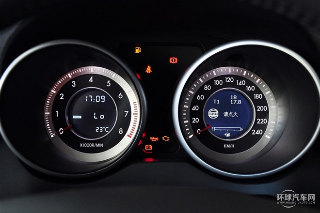 2015款 2.0L 手动豪华型