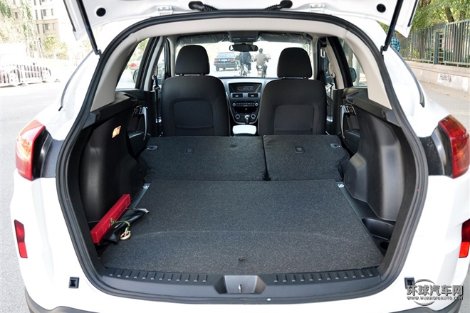 2015款 2.0L 手动基本型