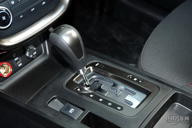 2015款 2.0L 自动舒适型