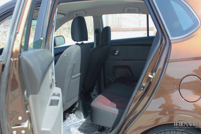 2015款 1.5L 手动豪华型