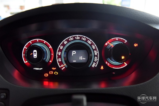 2015款 2.2T 两驱智慧型
