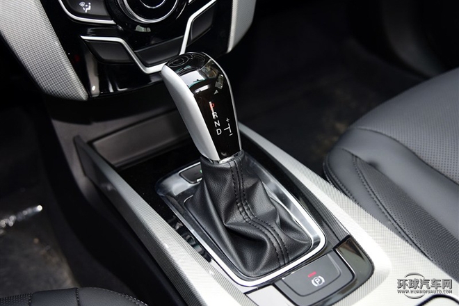 2015款 1.8T 时尚型