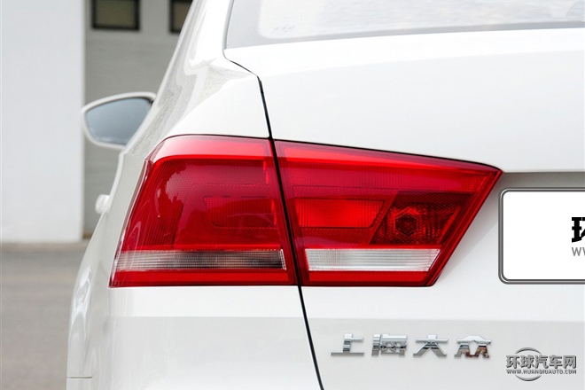 2015款 1.6L 自动风尚型