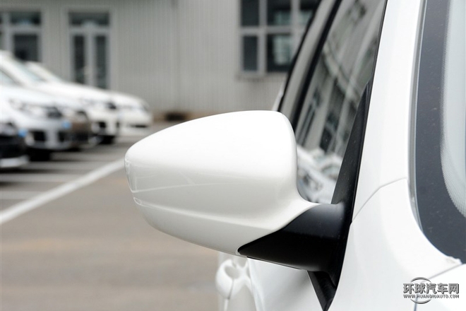 2015款 1.6L 自动风尚型