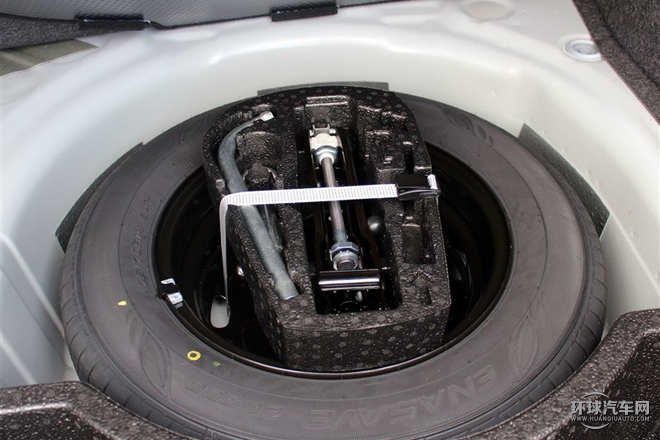 2015款 1.6L 自动舒适型