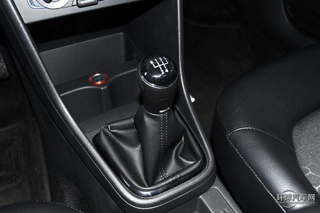2015款 1.6L 自动舒适型