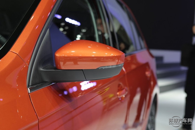 2015款 230TSI DSG豪华型