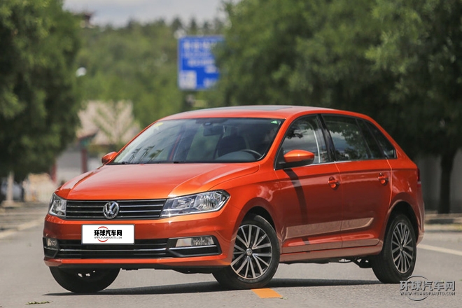 2015款 230TSI DSG豪华型