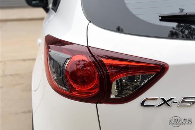 2015款 2.0L 手动两驱舒适型