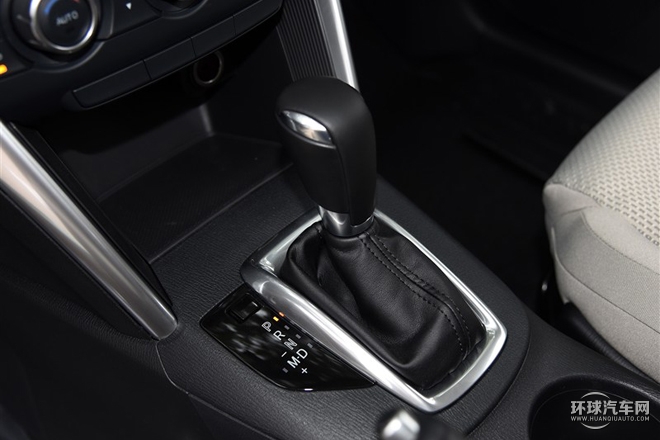 2015款 2.0L 自动两驱舒适型