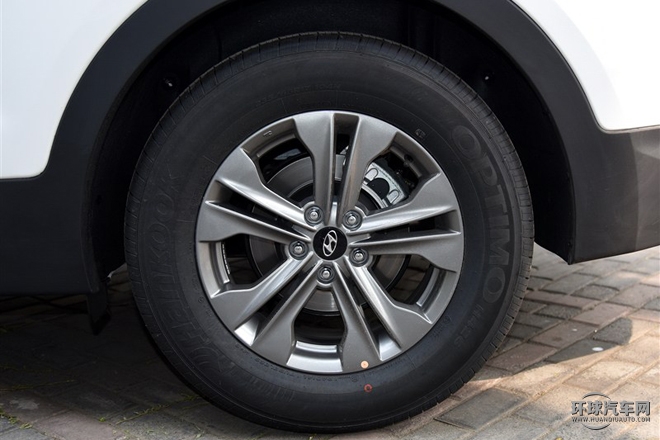 2015款 2.0T 自动两驱舒适型 5座