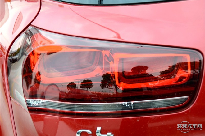 2015款 1.6T 豪华型 5座