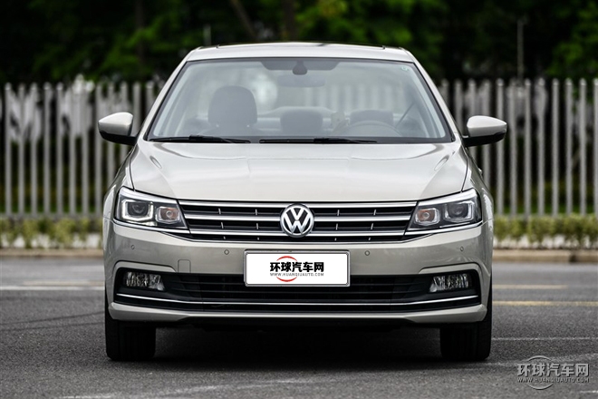 2015款 230TSI DSG 豪华版