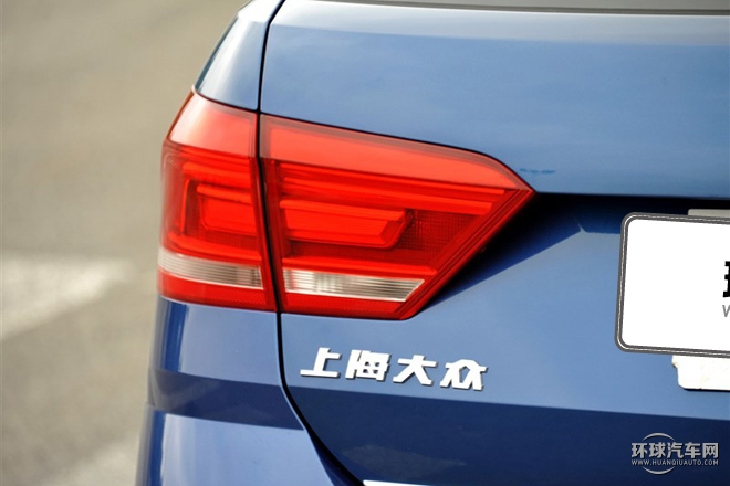 2015款 230TSI DSG舒适版