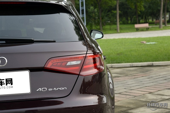 2015款 Sportback e-tron 舒适型