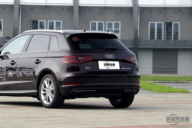 2015款 Sportback e-tron 舒适型
