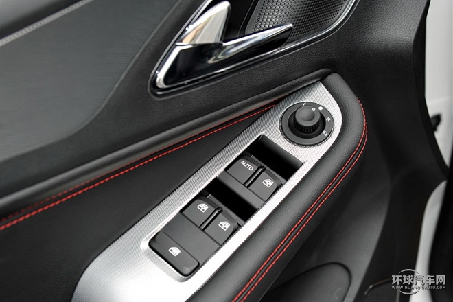 2015款 1.8L 手动豪华型