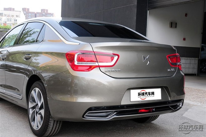 2015款 1.6T 豪华版THP200