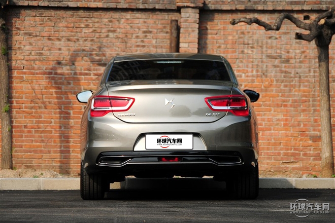 2015款 1.6T 豪华版THP200