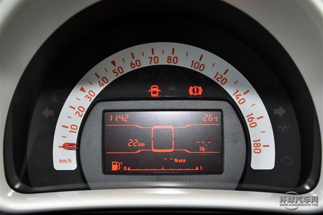 2015款 1.0L 灵动版