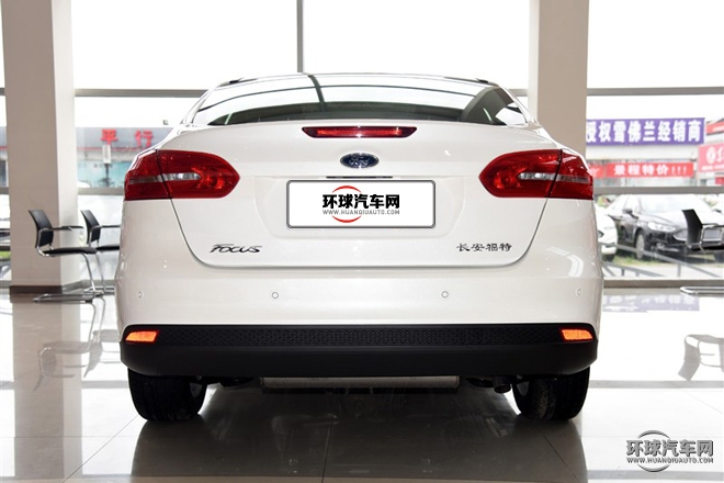 2015款 两厢 1.6L 自动风尚型