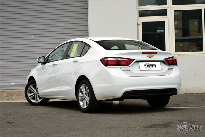 2016款 1.4T 自动两驱豪华型