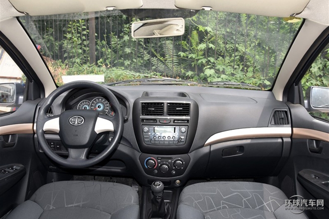2015款 1.5L 自动精英型