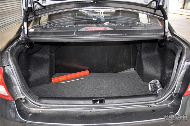 2015款 1.5L 自动进取型