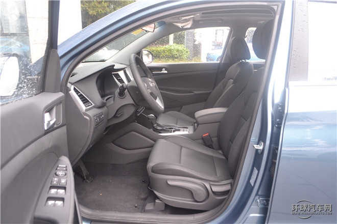 2015款 1.6T 双离合四驱尊贵型