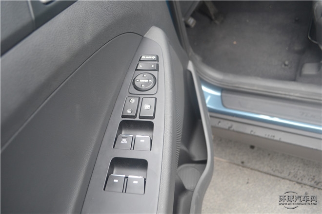 2015款 2.0L 自动两驱智能型