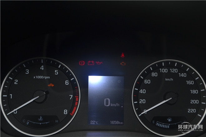2015款 2.0L 自动四驱尊贵型DLX