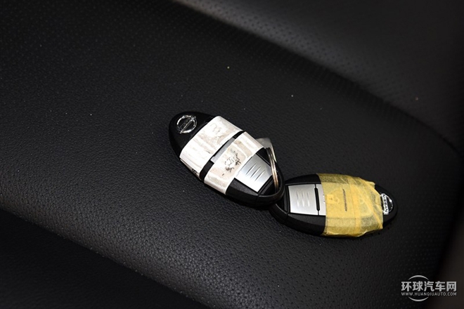 2015款 2.5L XE 两驱精英版